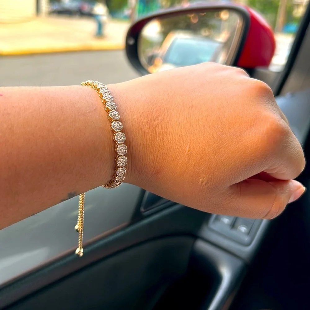 Elegant Gold and Silver Bracelet